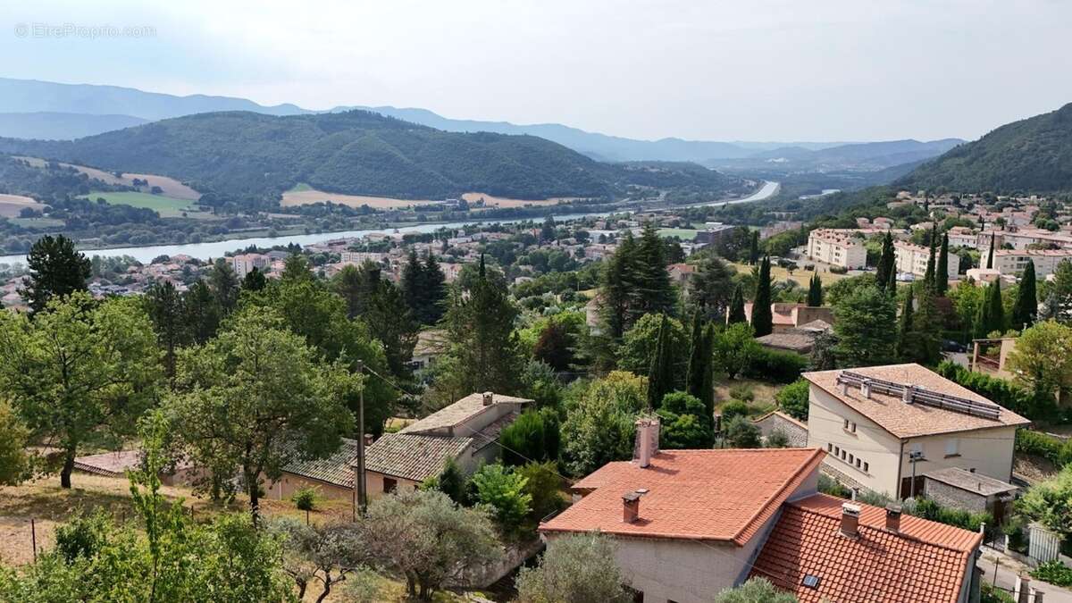  À VENDRE – Grande villa avec terrain boisé avec une olivette à Sisteron - photo 25