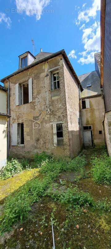 Appartement à CHATEAU-RENAULT