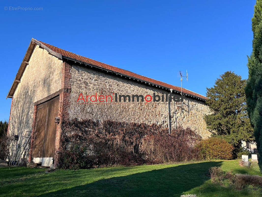 Maison à SAINT-GERMAINMONT