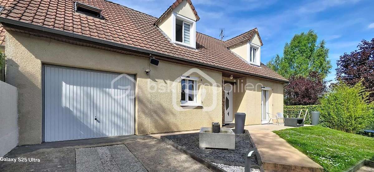 Maison à SAINT-ARNOULT-EN-YVELINES