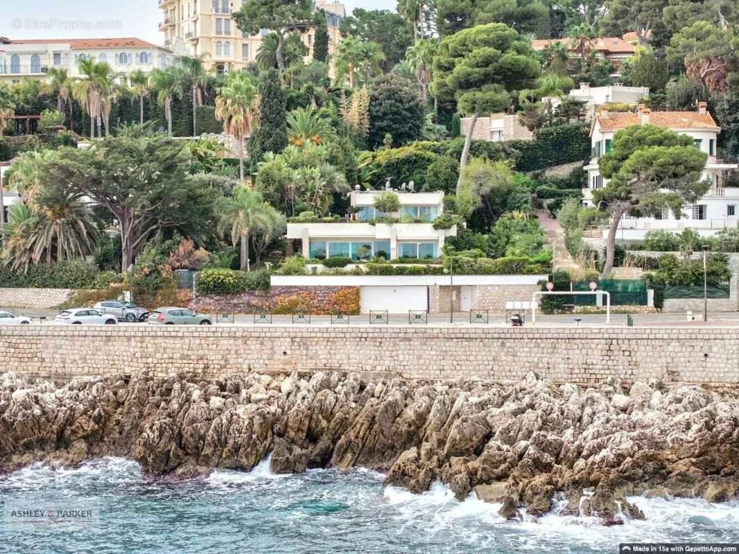 Maison à ROQUEBRUNE-CAP-MARTIN