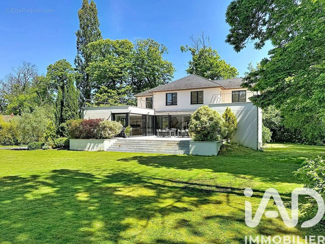 Photo 1 - Maison à SAINT-FARGEAU-PONTHIERRY