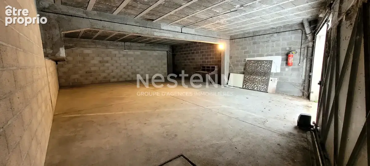 Ensemble de garages à vendre. 316 m² au total - photo 2