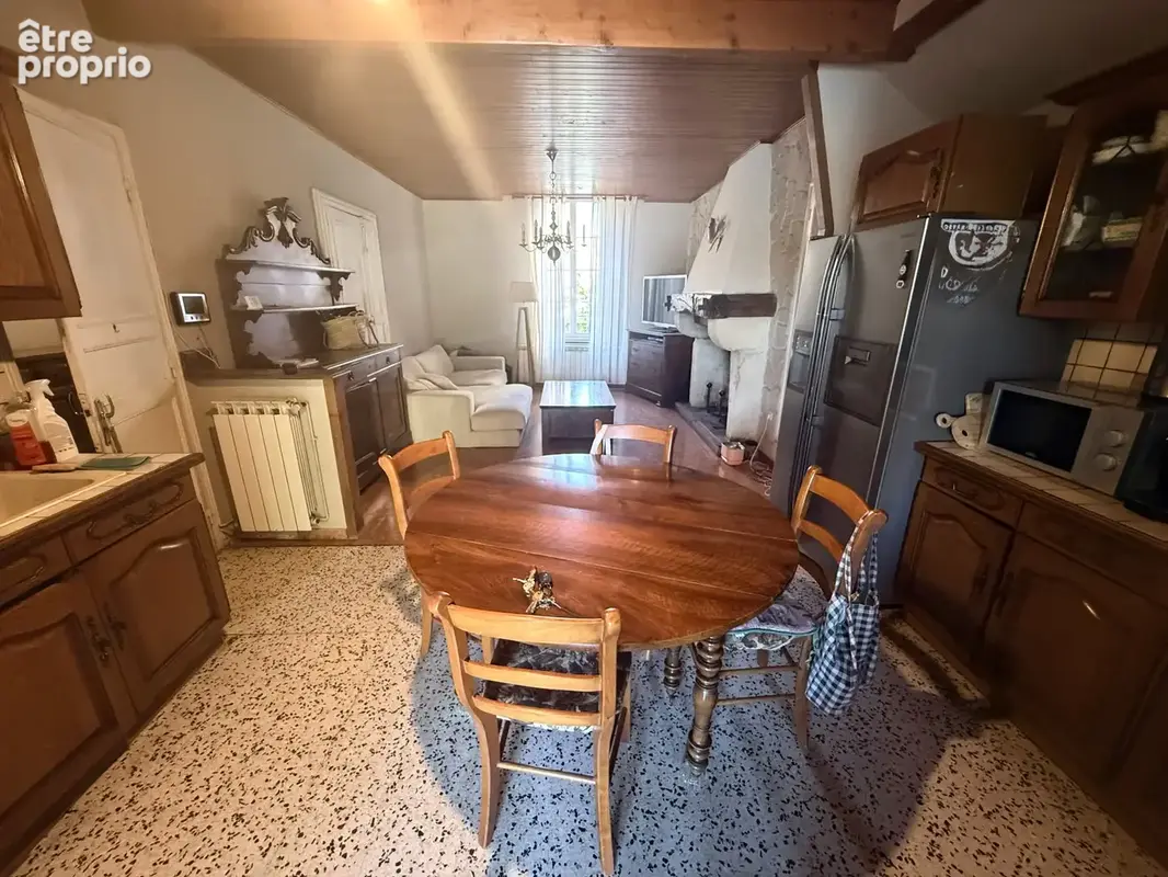 Maison vigneronne 158 m2, 3 580 m2 de terrain, 2 garages - photo 5