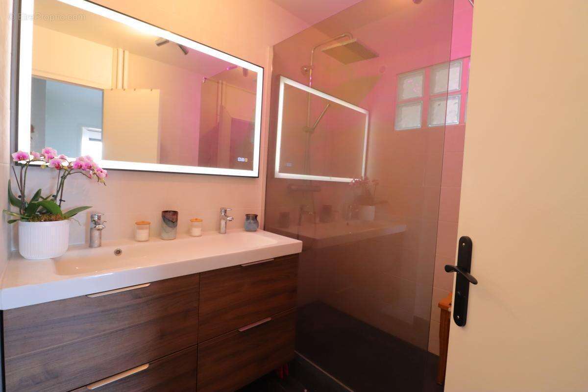 Appartement à JOUY-EN-JOSAS