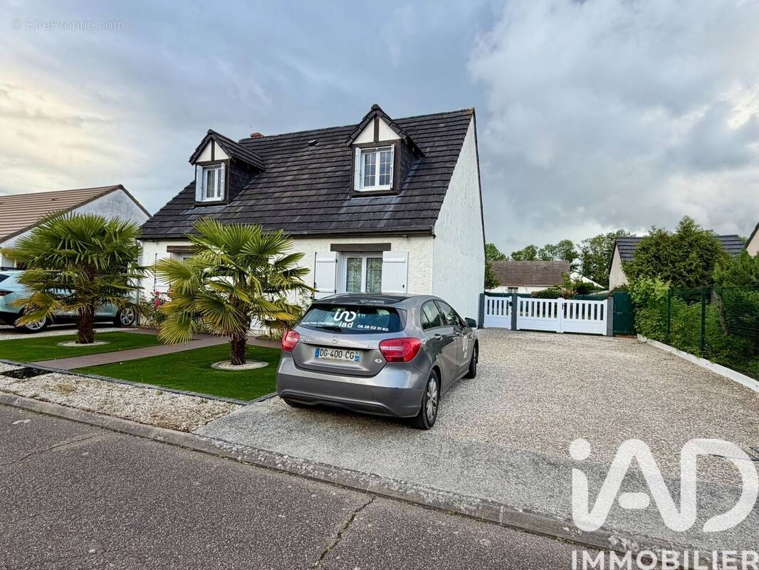Photo 1 - Maison à SAINT-PRYVE-SAINT-MESMIN