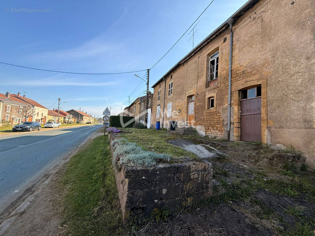 Maison à THONNELLE