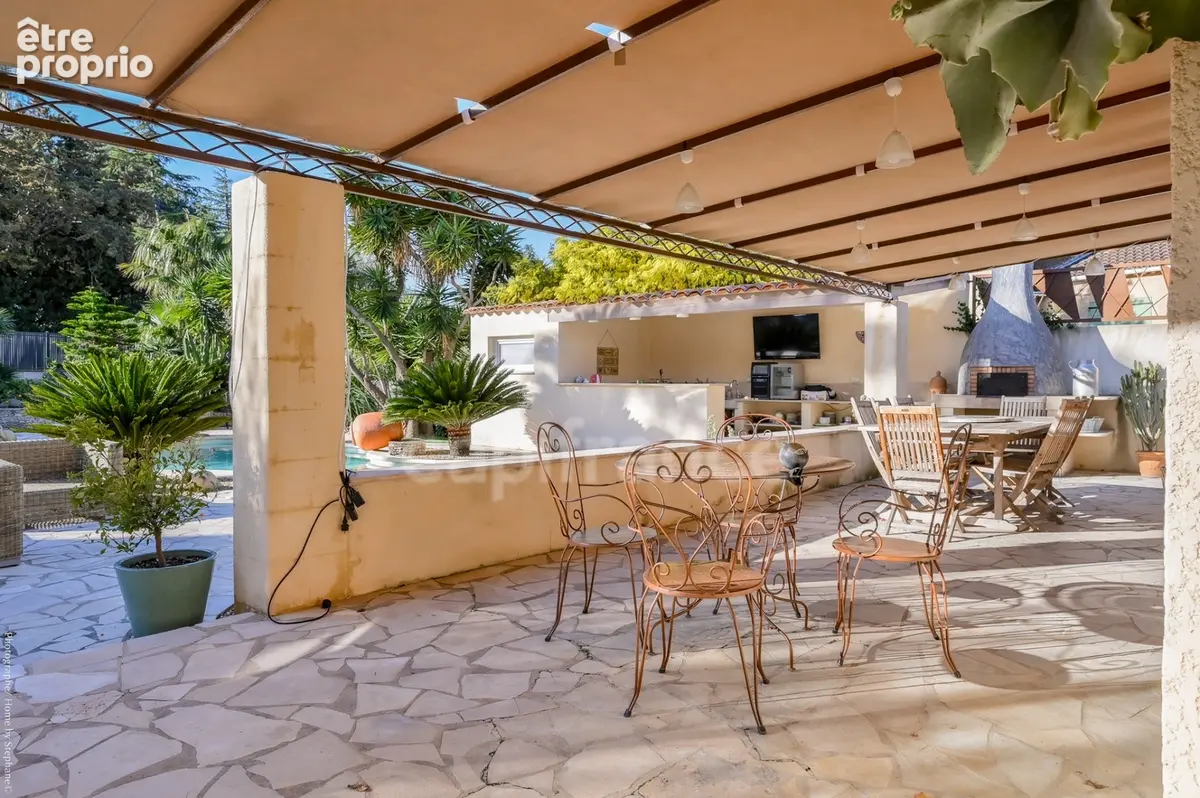 Maison à vendre 7 pièces CEYRESTE (13) piscine pool-house sur 1200 m2 de terrain - photo 6