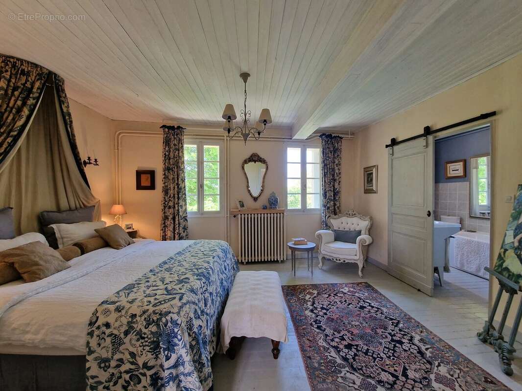 Appartement à SIGOULES