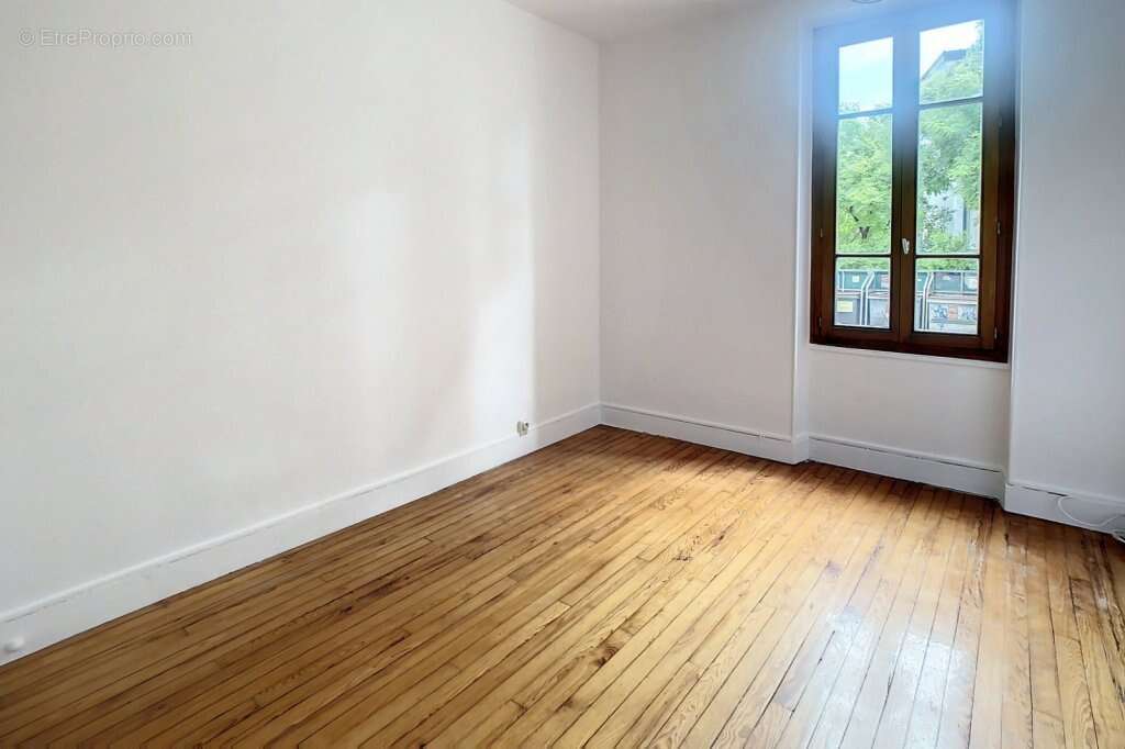 Chambéry – t3 62 m² – rdc surélevé – cave - photo 7