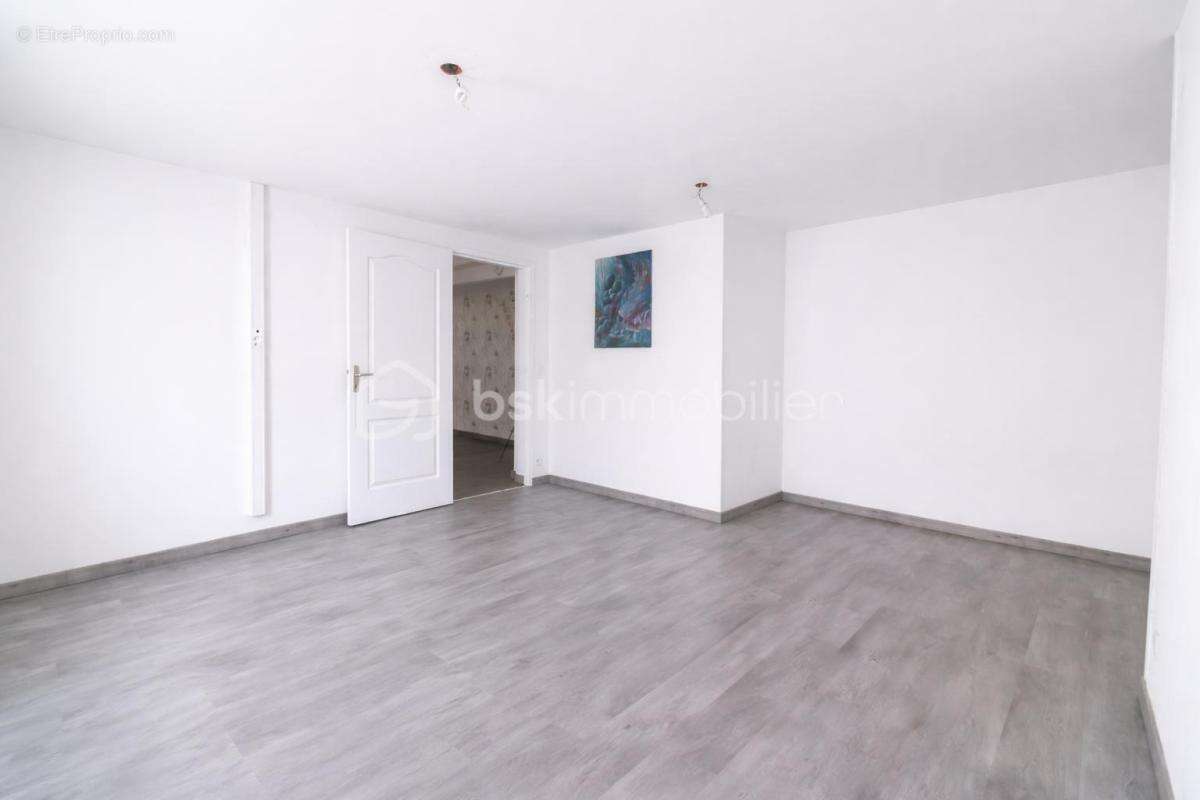 Appartement à TOURNAN-EN-BRIE