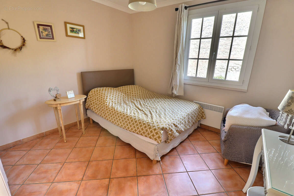 Maison à SAINT-GENIES-DES-MOURGUES