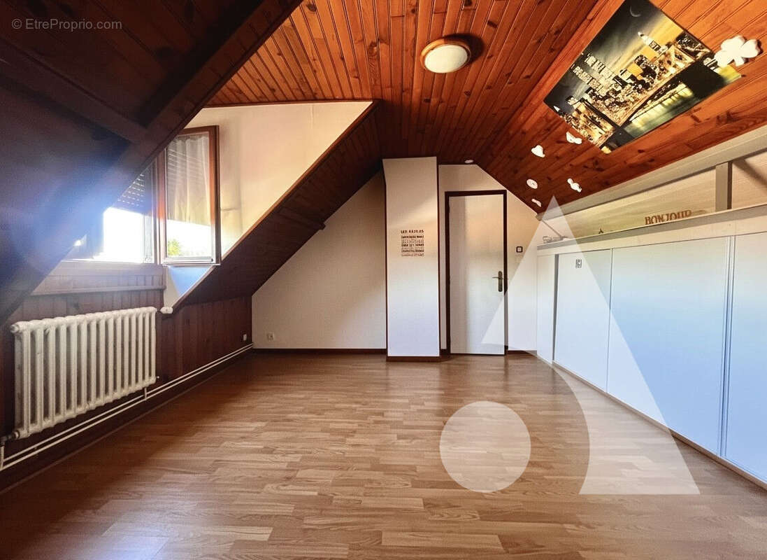 Maison Saint Martin Longueau 4 pièce(s) 125 m2 - photo 7
