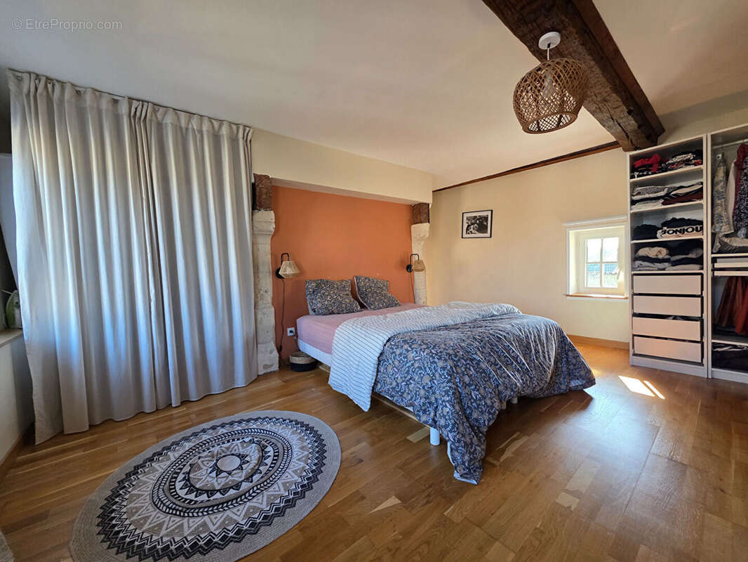 Maison à MOYAUX