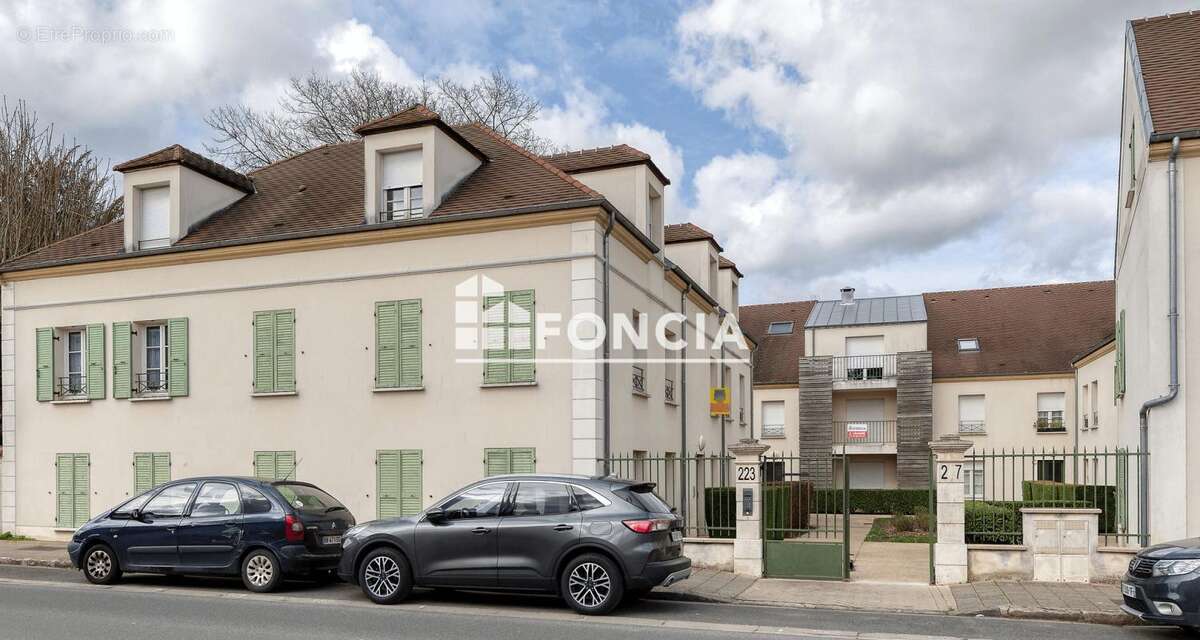 Appartement à MOISSY-CRAMAYEL