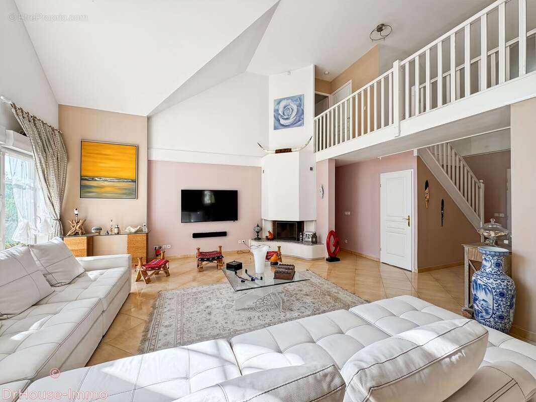 Maison 194 m² à Montevrain  - photo 6