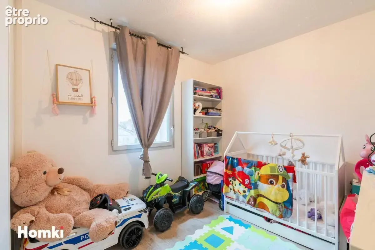 Appartement T4 de 81 m² à Saint-Fons 69190, Rue Robert et Reynier - photo 7
