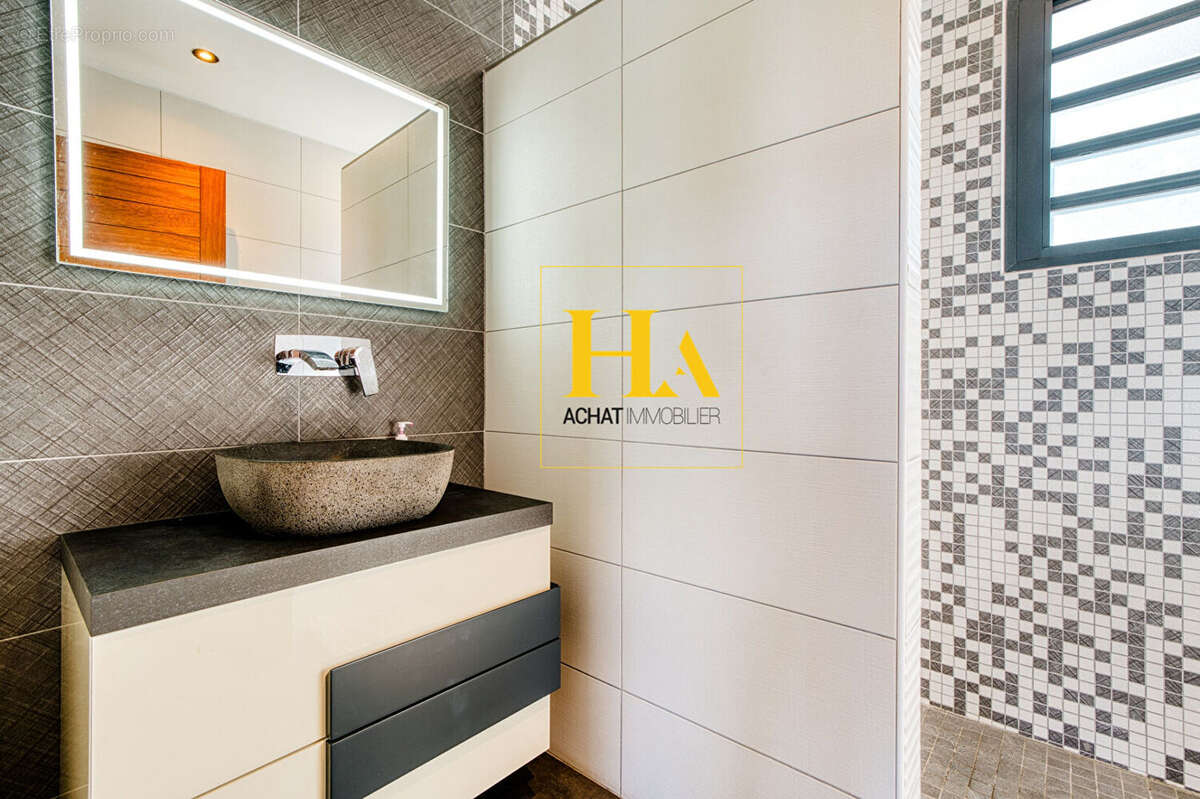 Maison à SAINT-PAUL