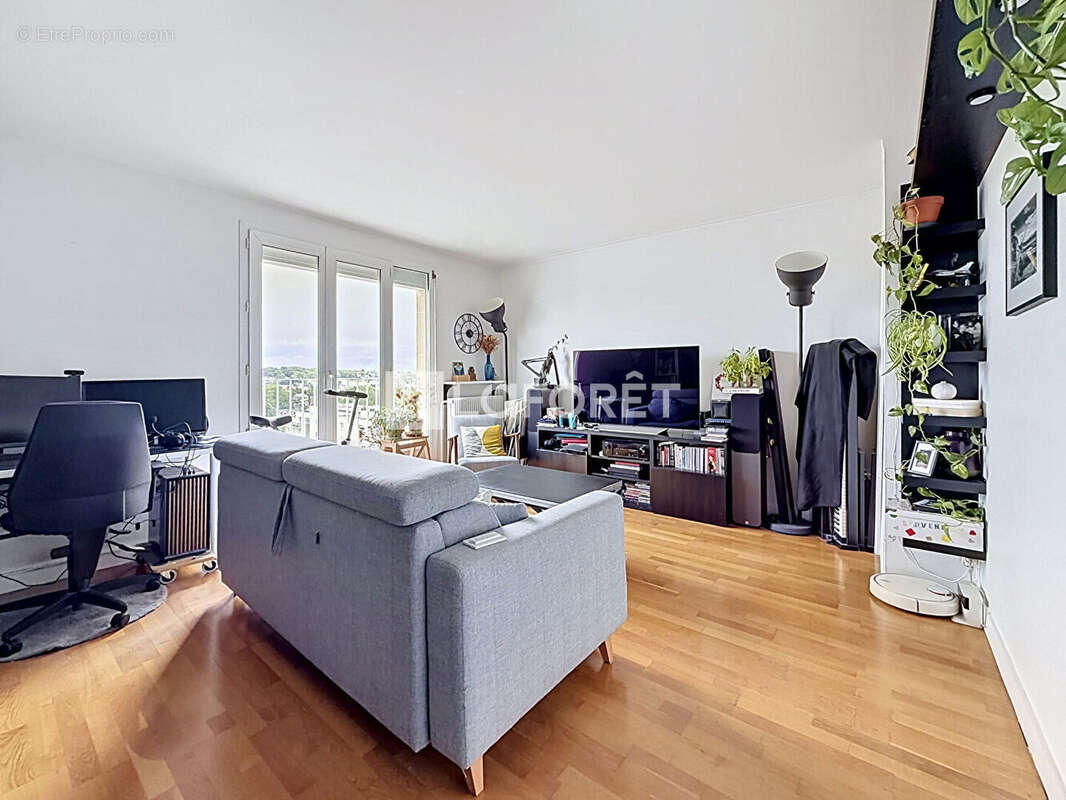 Appartement à BOURG-LA-REINE