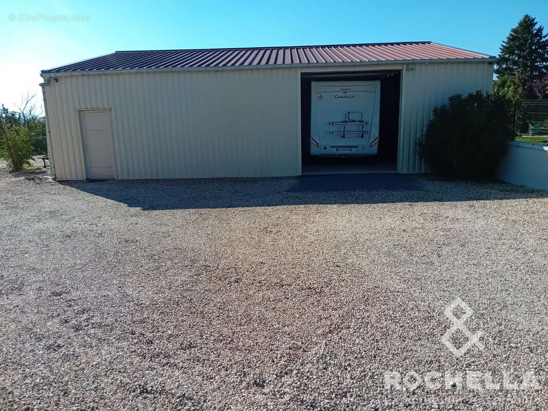 Maison à BEAUVAIS-SUR-MATHA