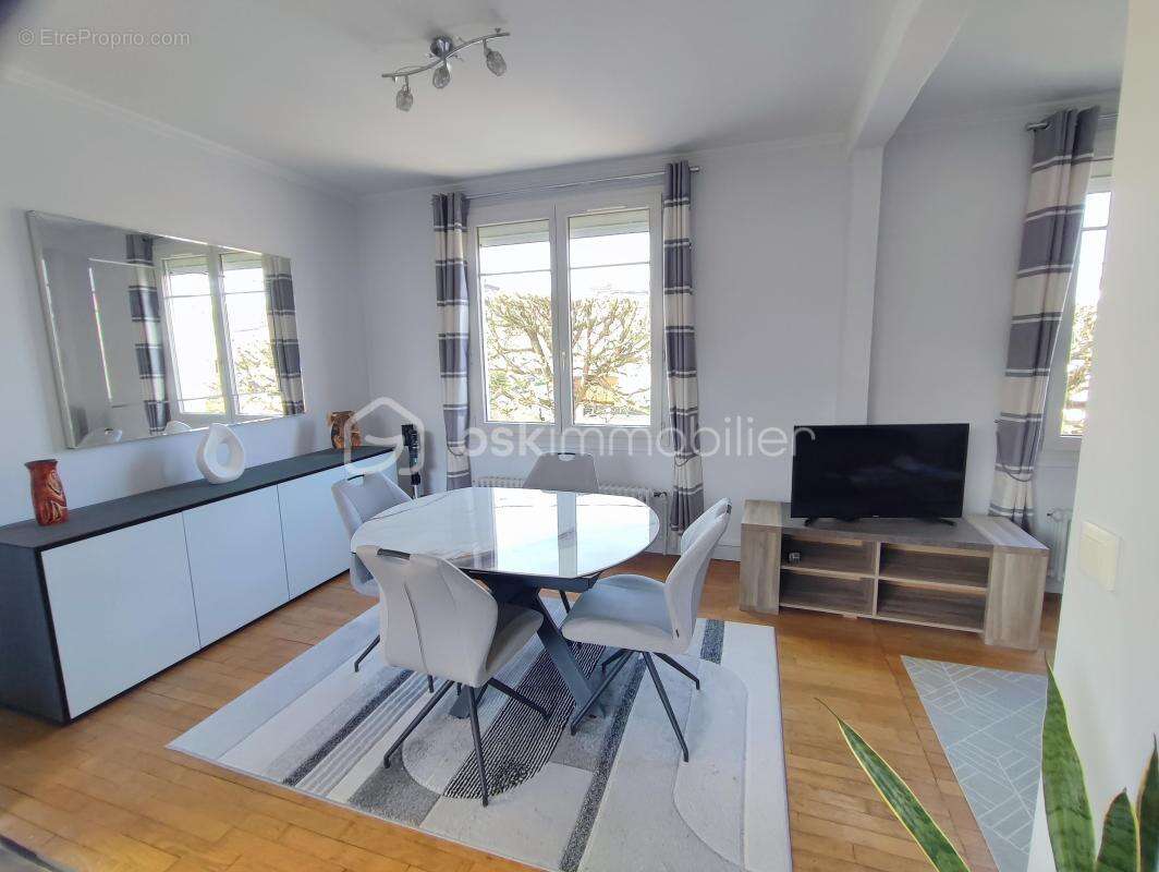 Maison à CHAMPS-SUR-MARNE