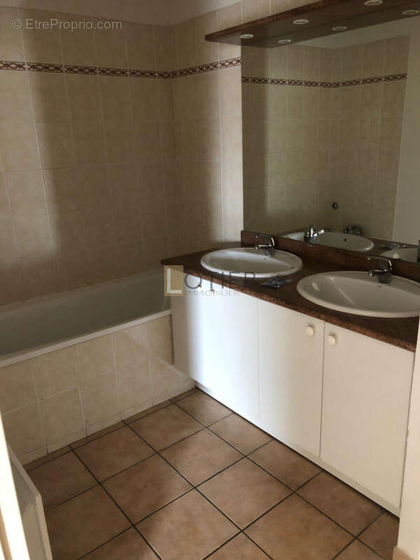 À vendre   appartement t3 avec balcon et box   résidence amarine, béziers - photo 3