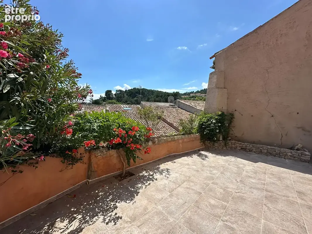 LE LUC - Maison de village 117m² renovée avec Exterieurs - "LOUE" - photo 3