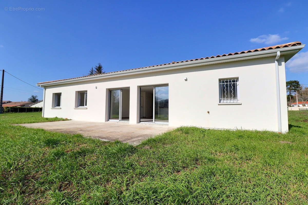 Maison à CASTELJALOUX