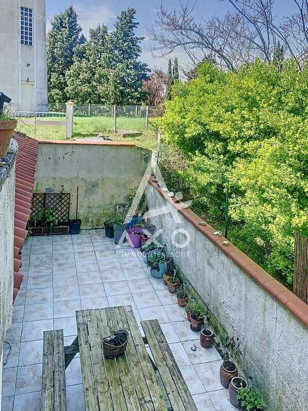 Maison à SAINT-JULIA