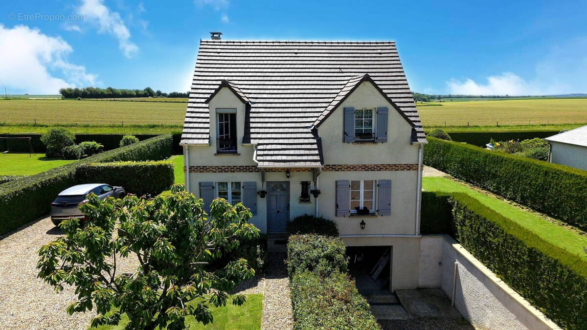 Maison à CHAUMONT-EN-VEXIN