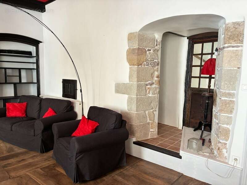 Maison à SAINT-AFFRIQUE