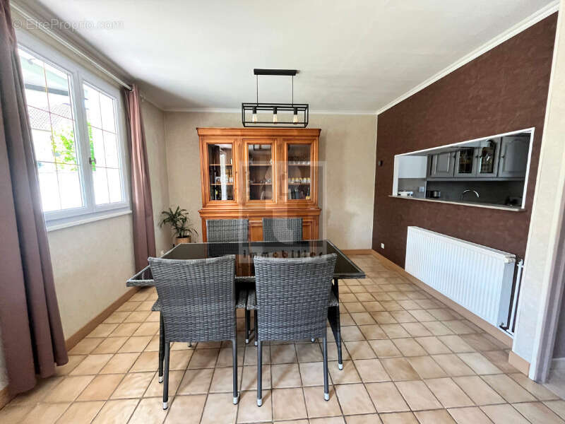 Maison à MORET-SUR-LOING
