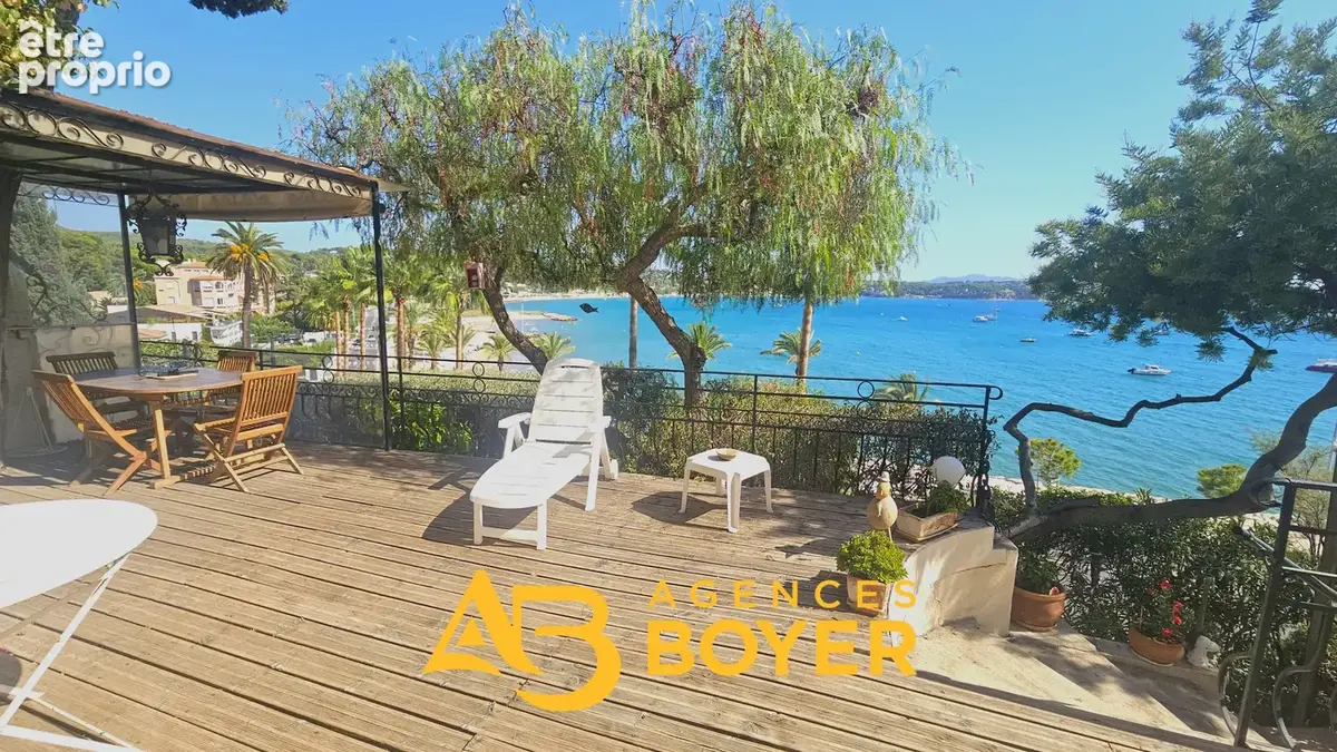 EXCLUSIVITE  BANDOL - GRAND T3 Terrasse de 50m2 Vue mer et Garage - photo 15