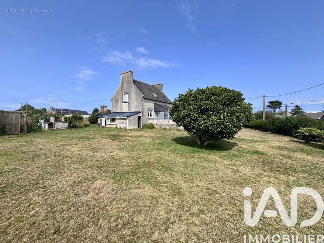 Photo 2 - Maison à PLOUGUERNEAU