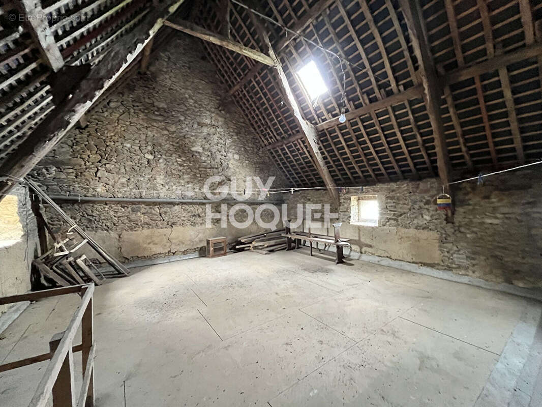 Maison à LANGUENAN