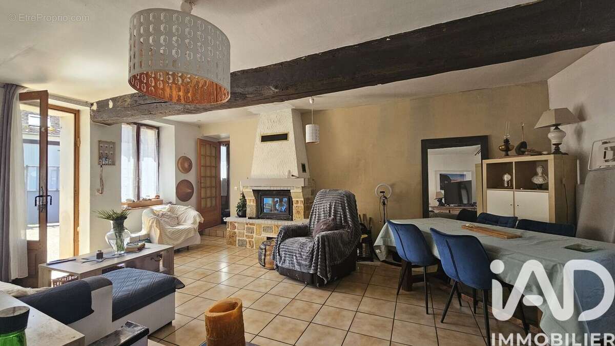 Photo 4 - Maison à ESMANS