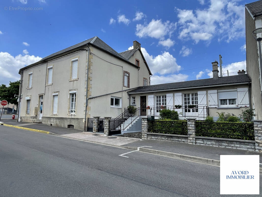 Appartement à AVORD