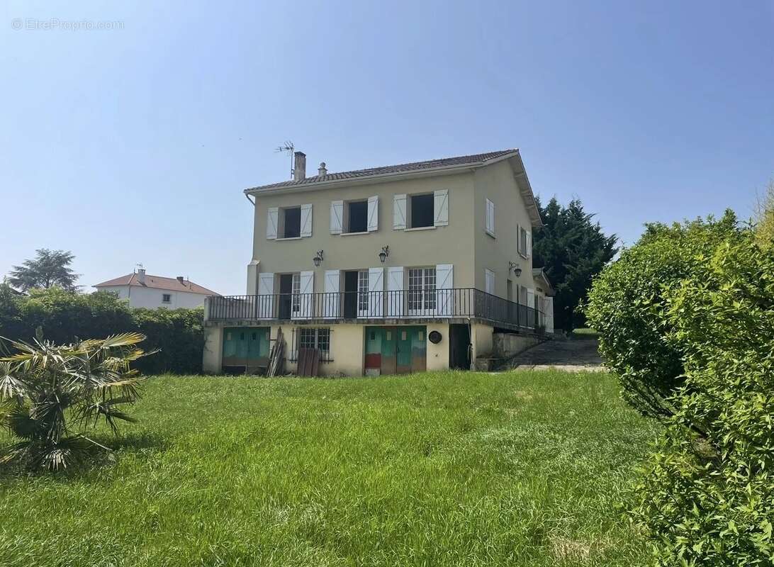 Maison à AIGNAN