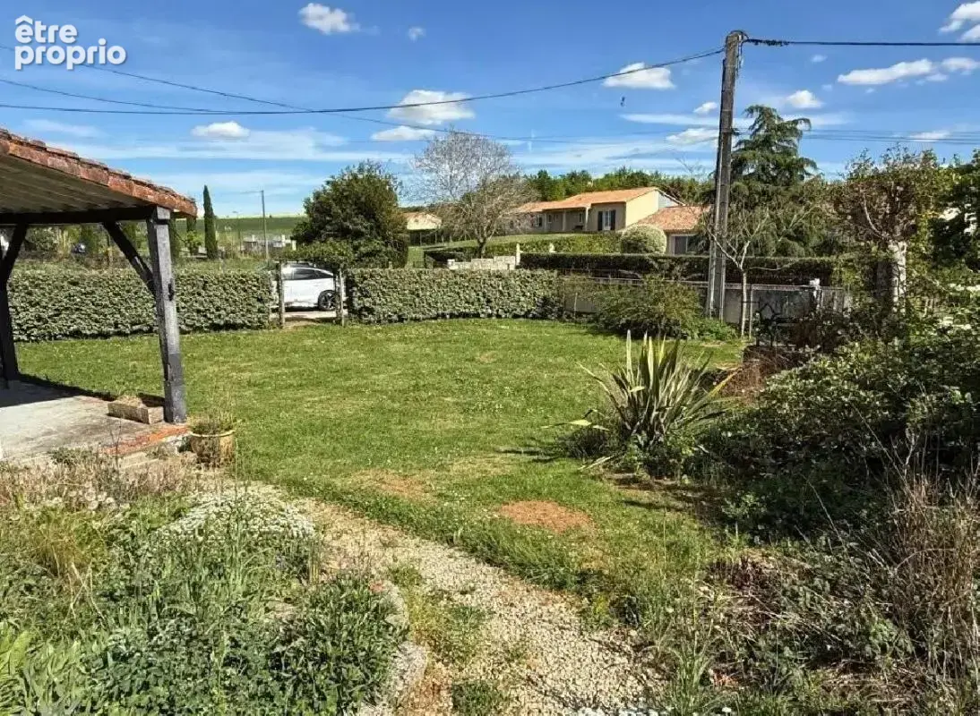 Maison 3 pièces 75 m² à vendre à Civray (86250) - photo 3
