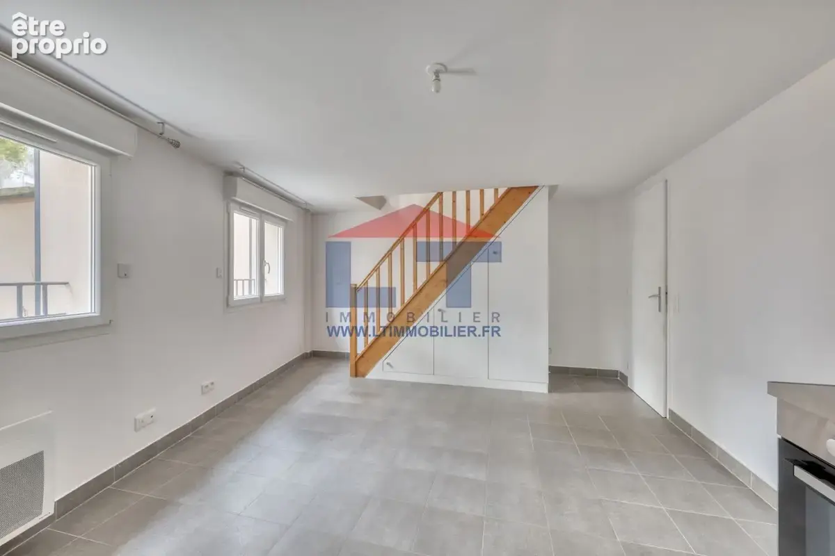 Appartement 2 pièces 40 m² à vendre à Montreuil (93100) - photo 2