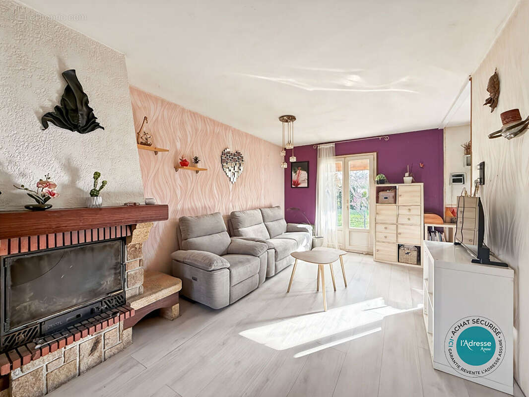 Maison à BALLANCOURT-SUR-ESSONNE