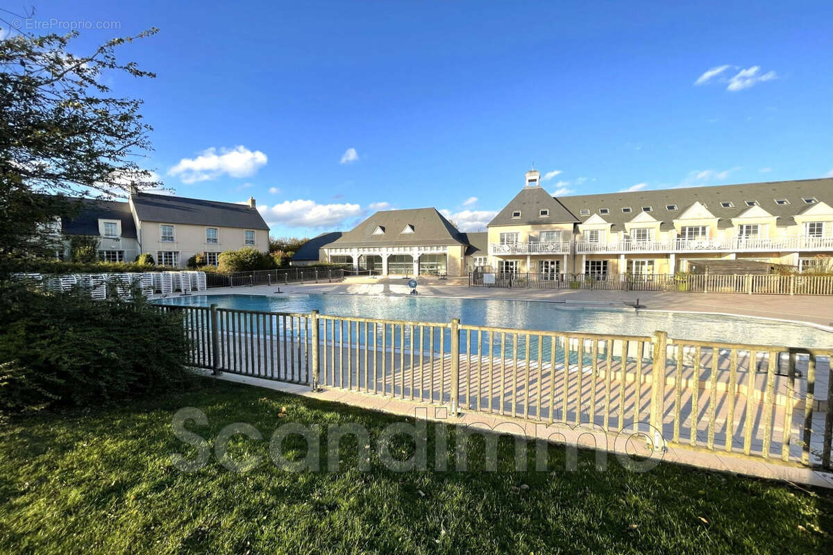 Maison à PORT-EN-BESSIN-HUPPAIN