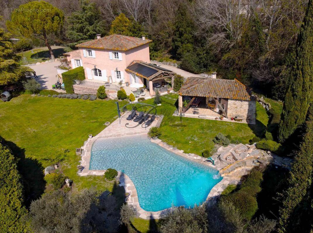 Maison à MEYRARGUES