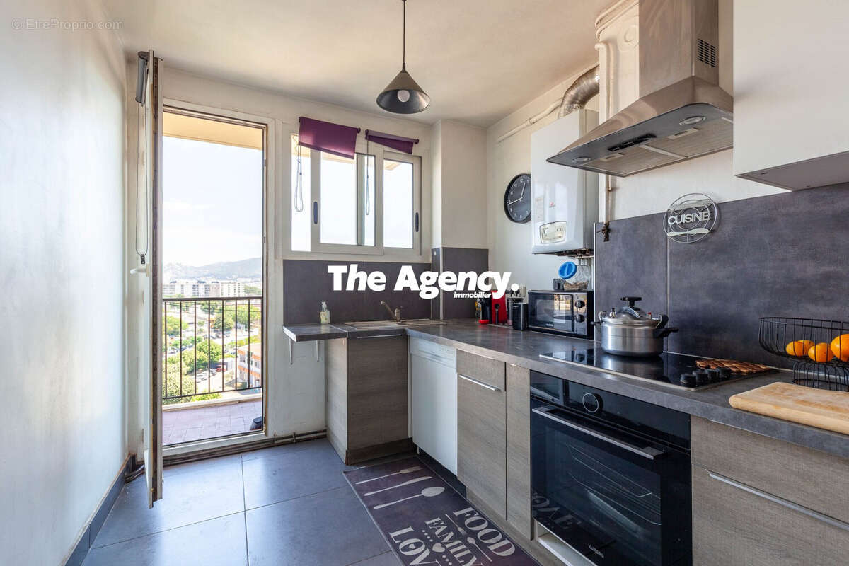 Appartement à MARSEILLE-10E