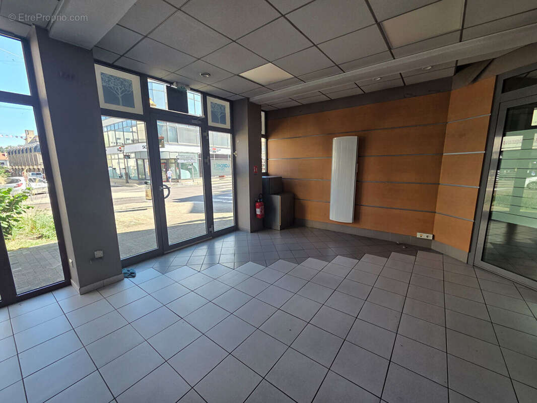 Bureaux Saint Avold 145.89 m2 - photo 8