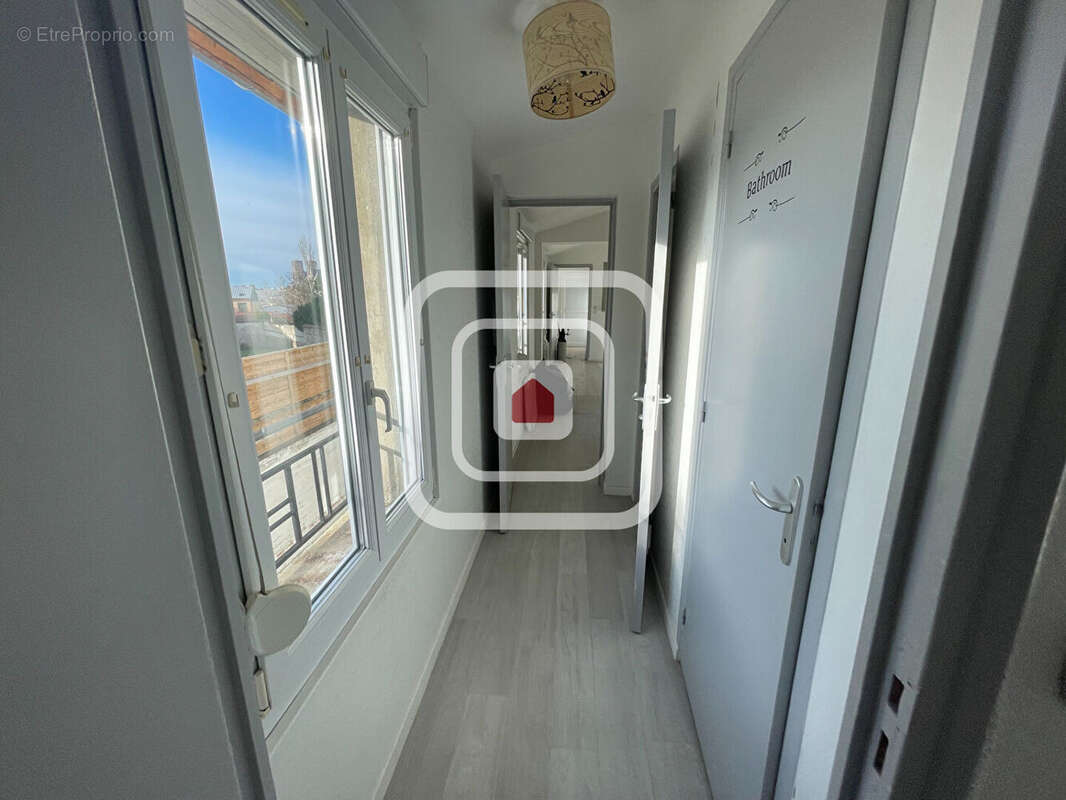 A vendre appartement t2 secteur saint marceaux - photo 9