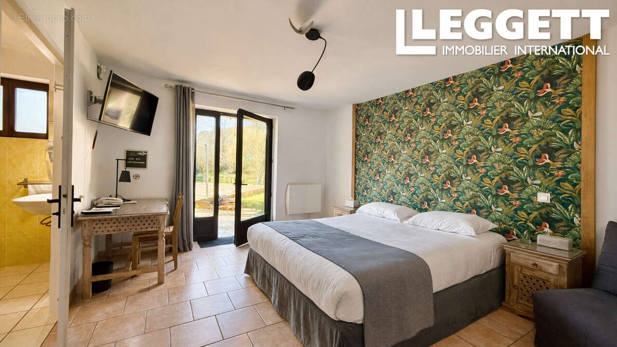 Commerce à CARSAC-AILLAC