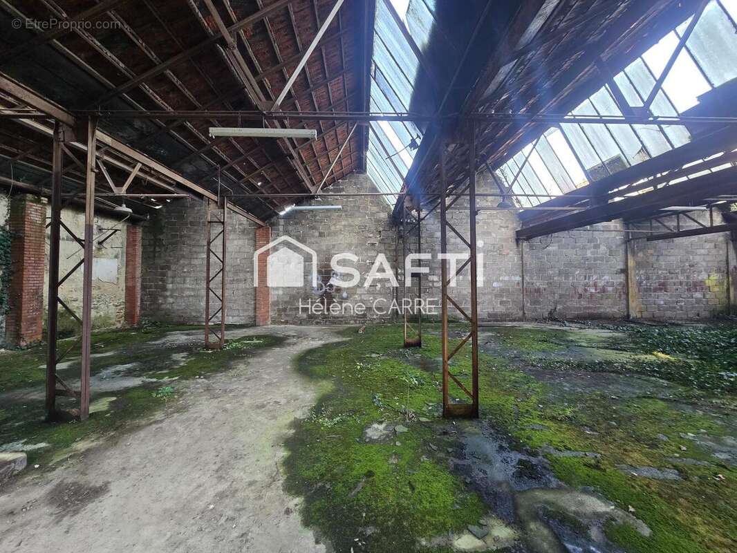 Photo 2 - Commerce à VIERZON