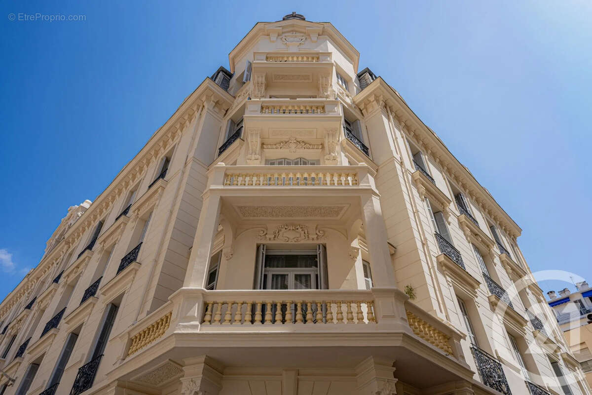Appartement 270 m² à Nice  - photo 3