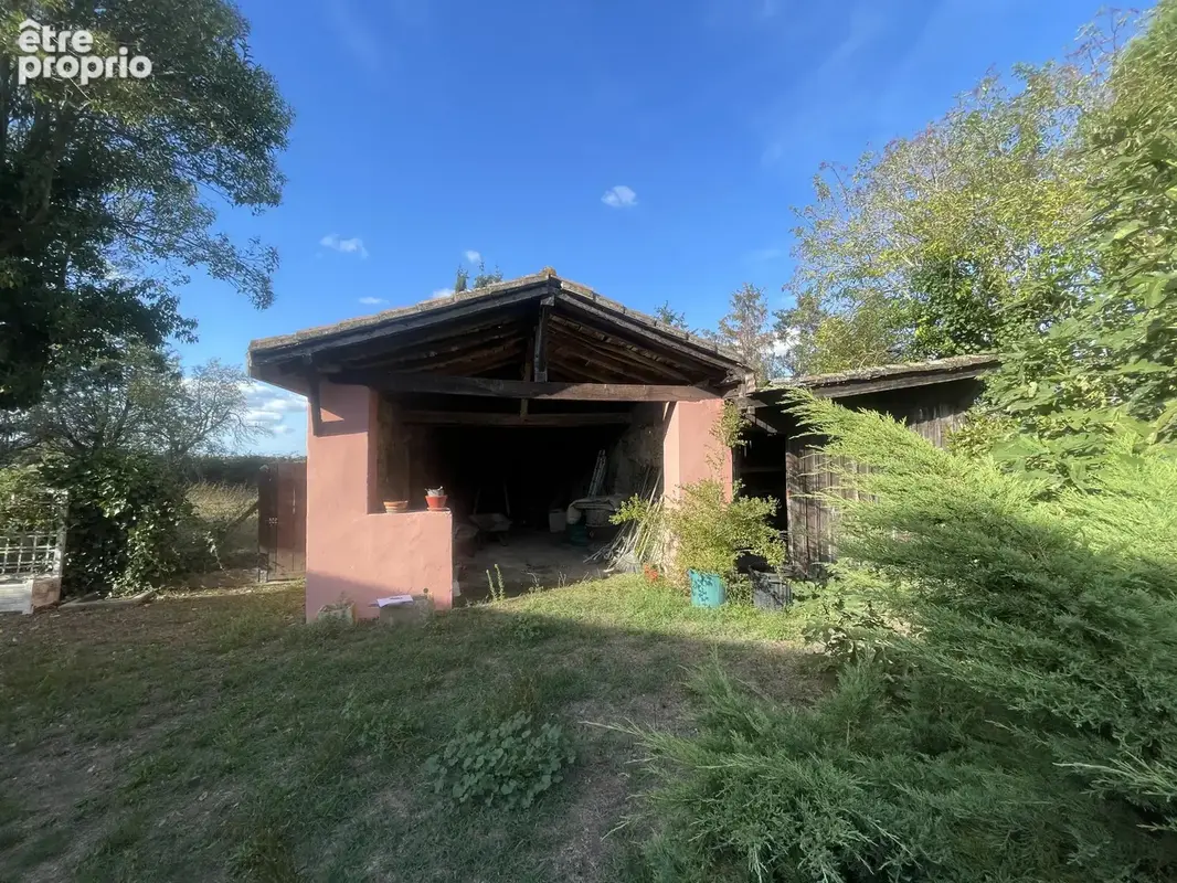 Un trésor de maison de 217 m2 de plain pied, annexes et terrain arboré de 1.8 hectares, Noaillac 33190 - photo 30
